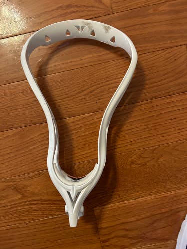 New  Unstrung Head