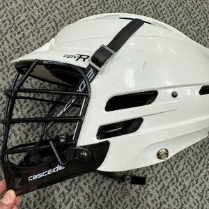 Used White Cascade CPVR Med/large lacrosse helmet