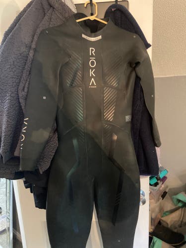 Roka Maverick Medium Wetsuit
