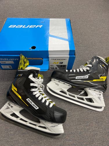 Used Senior Bauer Extra Wide Width 10.5 Supreme M3 Hockey Skates