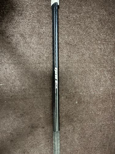 Used Gait Ice Shaft In Great Condition A Broken Head Just Needs To Be Unscrewed.