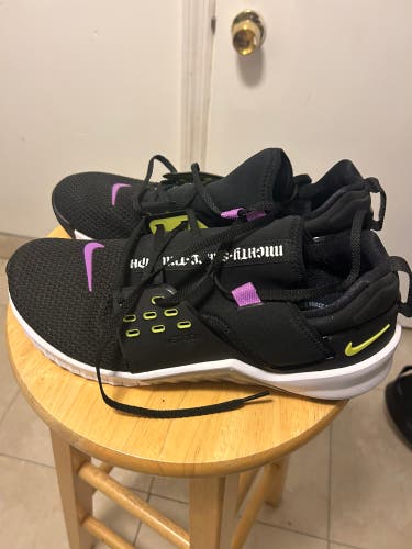 New Nike Metcon LE Training Shoe size 11
