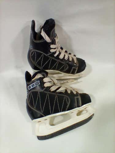 Used Ccm 60 Youth 11.0 Ice Skates Ice Hockey Skates