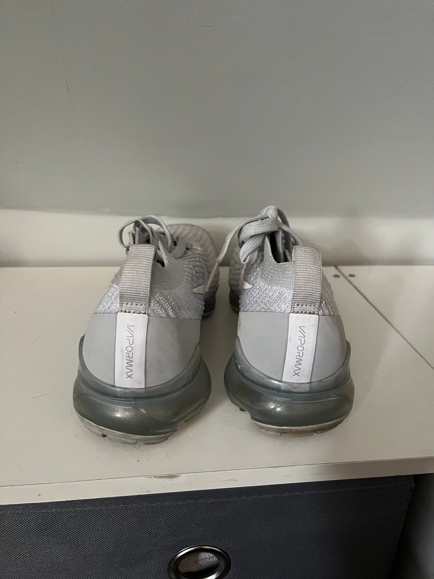 nike air vapormax flyknit womens silver