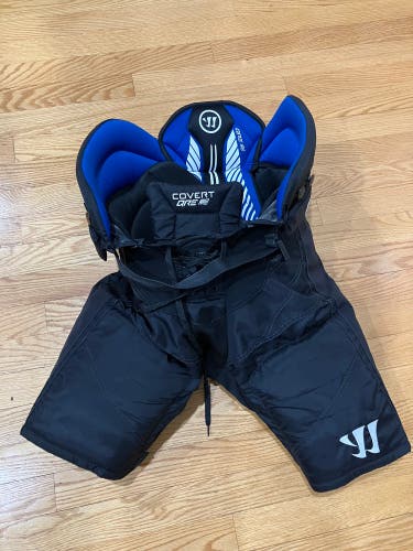 Used Junior Large Warrior Covert  QRE 20 Pro Hockey Pants
