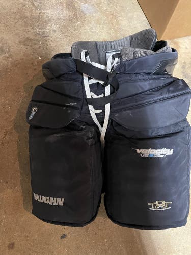 Used Large Vaughn Velocity VE8 Pro Carbon Hockey Goalie Pants