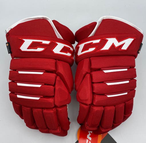 NEW CCM Tacks 4RP2 Gloves, Red, 14”