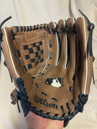 Used Right Hand Throw Wilson Infield A350 Baseball Glove 12"
