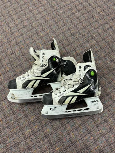 Reebok 7K hockey skates white