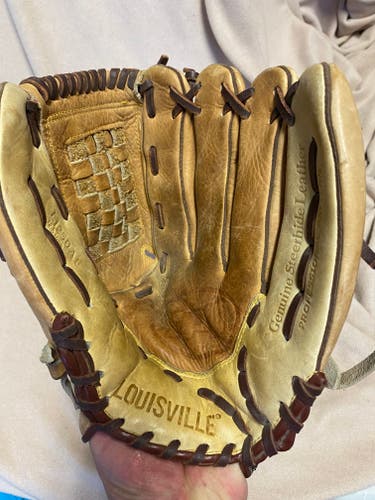 Used Right Hand Throw Louisville Slugger TPS Softball Glove 12.5"