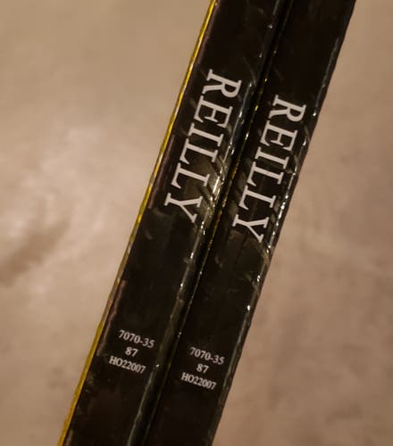Reilly New Senior Bauer Ag5nt Left Hand Hockey Stick Pro Stock 87 flex Hossa Pro Curve
