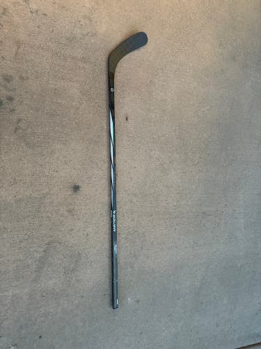 New Bauer Right Handed P92 Proto-R Hockey Stick