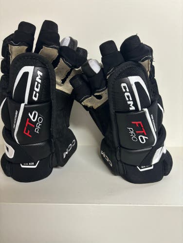 Very Lightly Used CCM 14" FT6 Pro Gloves