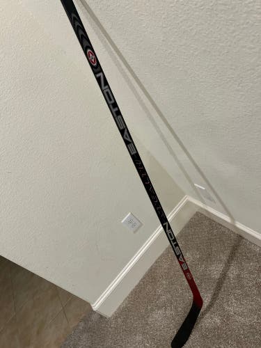 New Original Senior Easton Right Handed ROENICK Pro Stock STEALTH Therma TEC RED