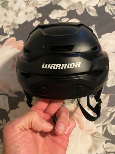 Matte Black Large Warrior Covert CF 100 Helmet