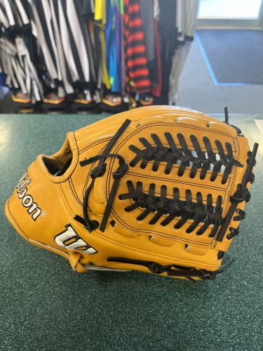 New Wilson A2K D33 Infield 11.75" A2K Baseball Glove