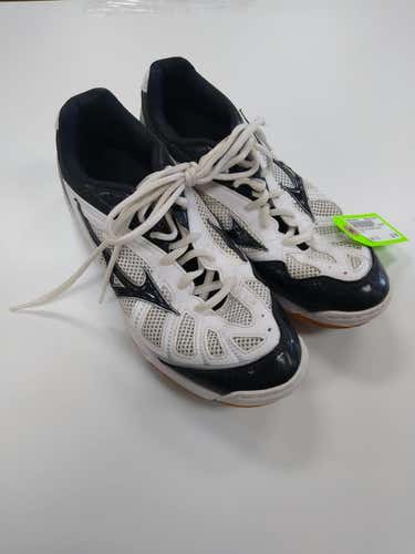 Used Mizuno Senior 10 Volleyball Shoes