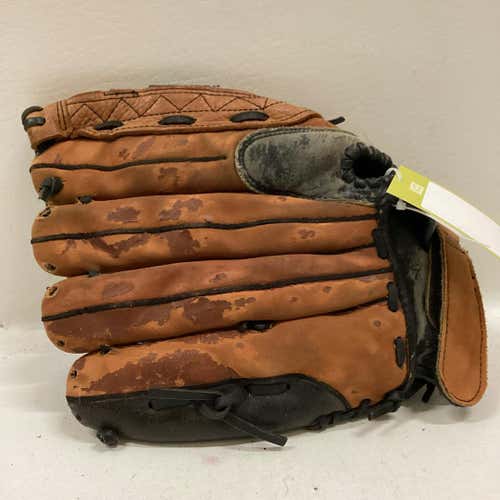 Used Wilson A2447 13" Fielders Gloves