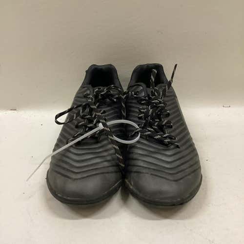 Used Brava Junior 02.5 Cleat Soccer Outdoor Cleats