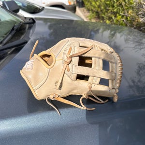 Used Outfield 12.75" A-1275 Baseball Glove