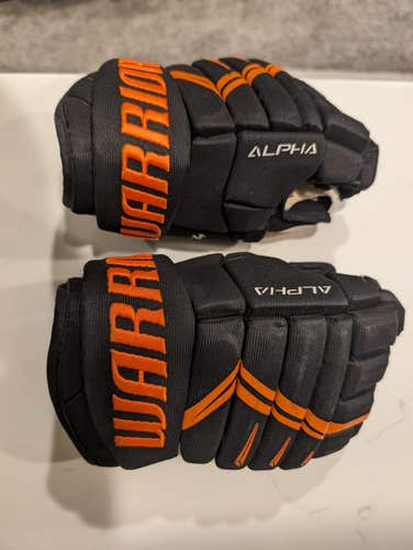 Used Warrior Alpha DX4 Gloves 11"