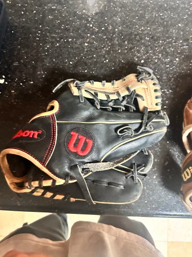 Used 2019 Infield 11.5" A2000 Baseball Glove