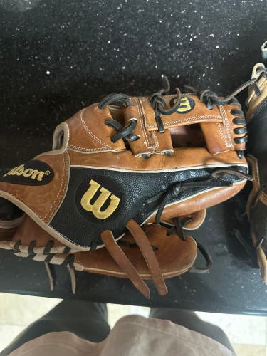Used 2018 Infield 11.75" A2000 Baseball Glove