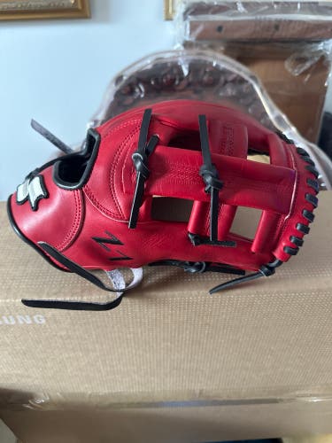 Used  Infield 11.75" Z7 Baseball Glove