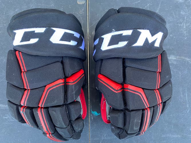 CCM HGQL QuickLite Pro Stock Hockey Gloves 14" Blackhawks 3702