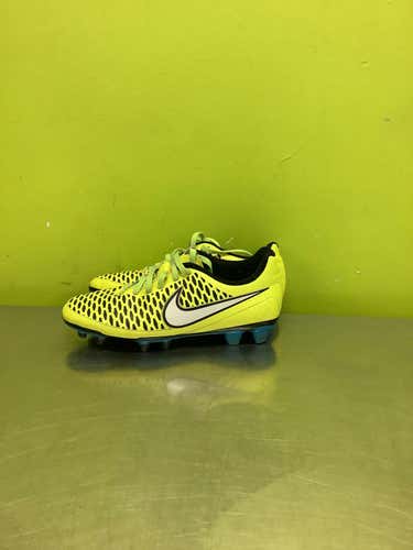 Used Nike Magista Senior 7 Cleat Soccer Outdoor Cleats