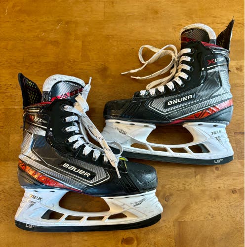 Used Junior Bauer Size 3D Vapor XLTX Pro+ Hockey Skates