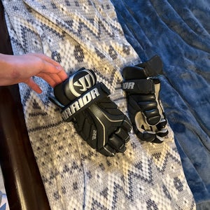 Used  Warrior 13" Tempo Elite Lacrosse Gloves