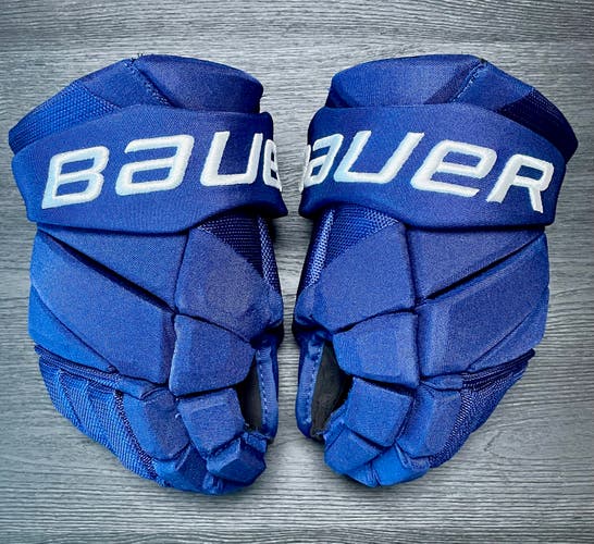Bauer Vapor Hyperlite Hockey Gloves 14" Black Palms Custom Short Cuffs | Vancouver Canucks