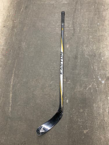 Used Youth Easton Right Handed   Synergy 80 Hockey Stick