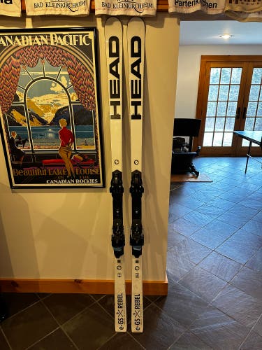 Used Racing Without Bindings World Cup Rebels i.GS RD Skis
