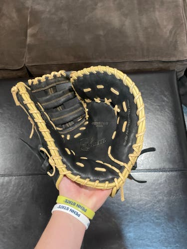 Used 2022 First Base 13" Gold Glove Elite Baseball Glove