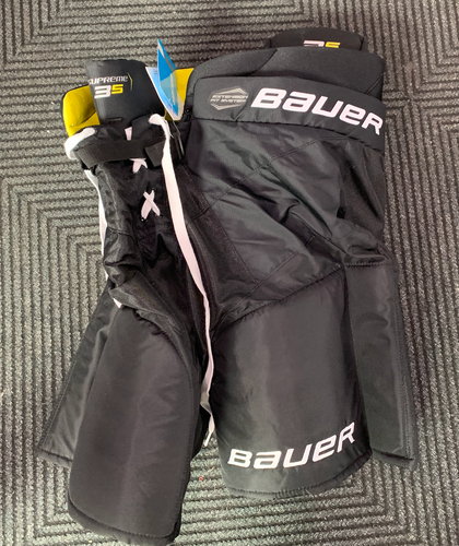 New Intermediate Large Bauer Supreme 3S Hockey Pants