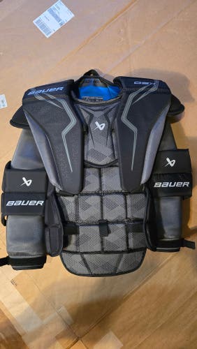 Used XL Bauer GSX Goalie Chest Protector