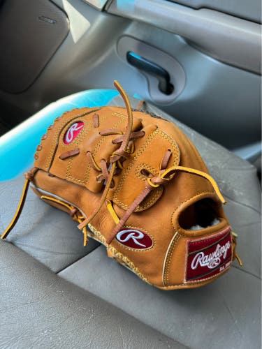 Pitcher's 12" Horween Rawlings Heart of the Hide Baseball Glove