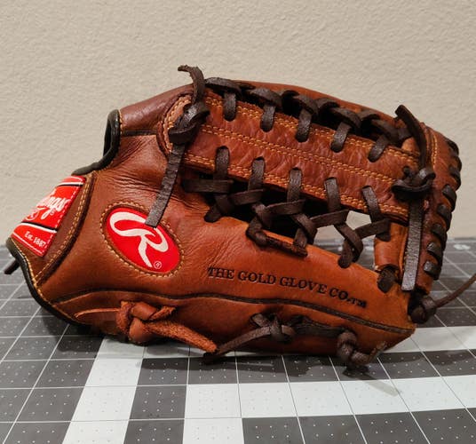 Rawlings 11.5" RHT Player Preferred P1154 Glove RHT - EXCELLENT Condition!