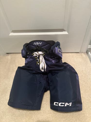 New Junior Large CCM AS-V Pants