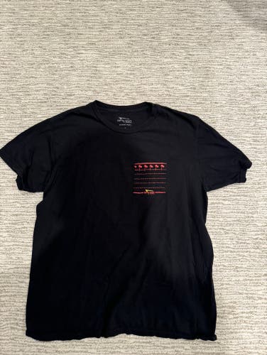 IN-N-OUT Black T-Shirt: Men’s Large
