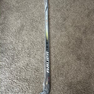 New Bauer Vapor Hyperlite 2 Right Handed Hockey Stick P92 77 flex