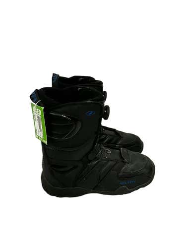 Used Zuma Senior Size 11 Men's Snowboard Boots