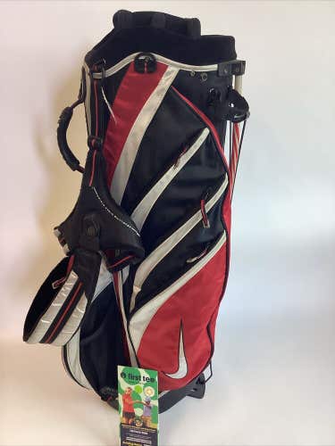 Nike Golf Lightweight Stand Carry Bag With 6-Way Dividers