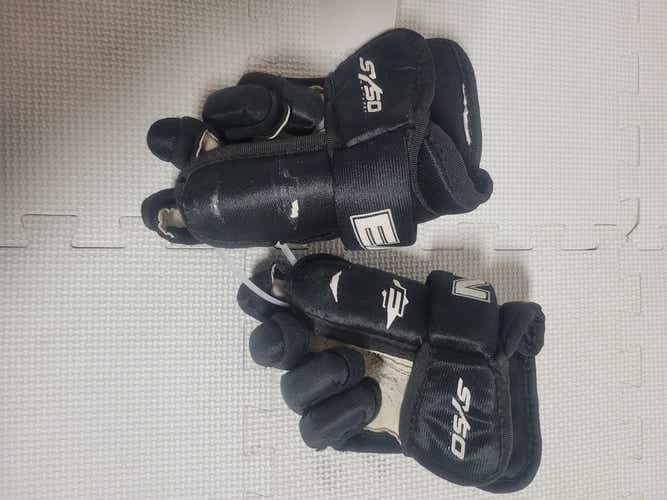 Used Easton Gloves 10" Hockey Gloves
