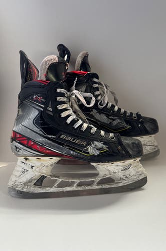 Used Senior Bauer Regular Width  Pro Stock 7 Vapor 2X Pro Hockey Skates