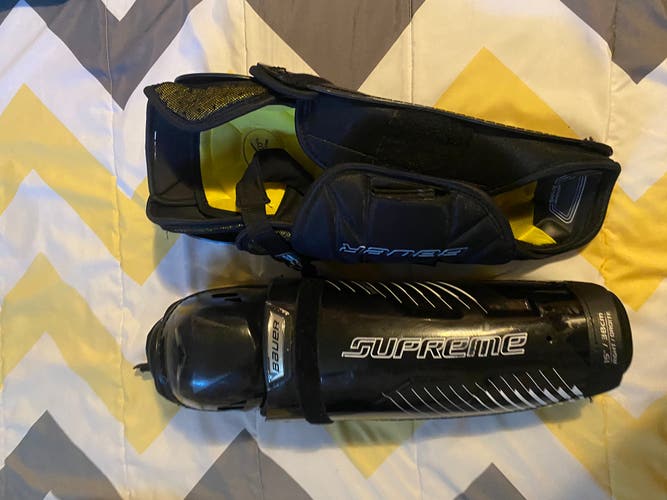 Used Senior Bauer 15" Supreme S190 Shin Pads