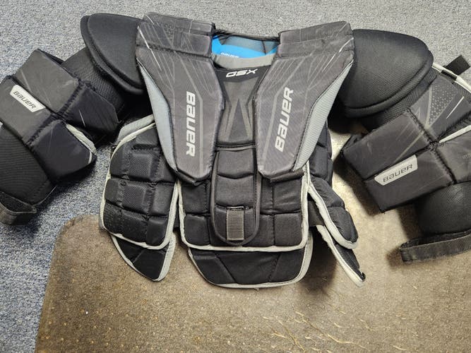 Used Small / Medium Bauer GSX Goalie Chest Protector