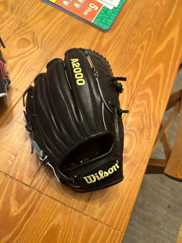 Clayton Kershaw CK22 Wilson A2000 Black Brand New 2023 Pitcher's 11.75" Baseball Glove
